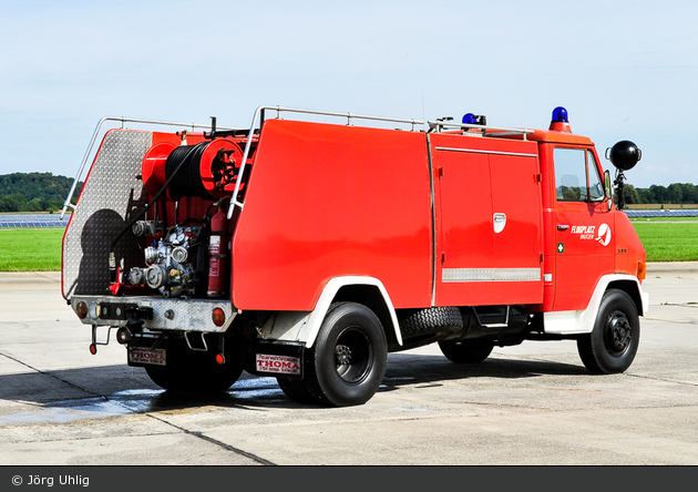 Florian BtF Flugplatz Bautzen TLF 2000