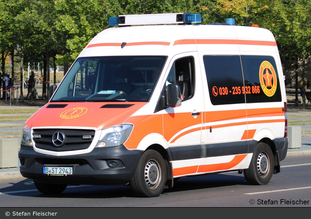 Krankentransport Stern Ambulanz - KTW (B-ST 2943)