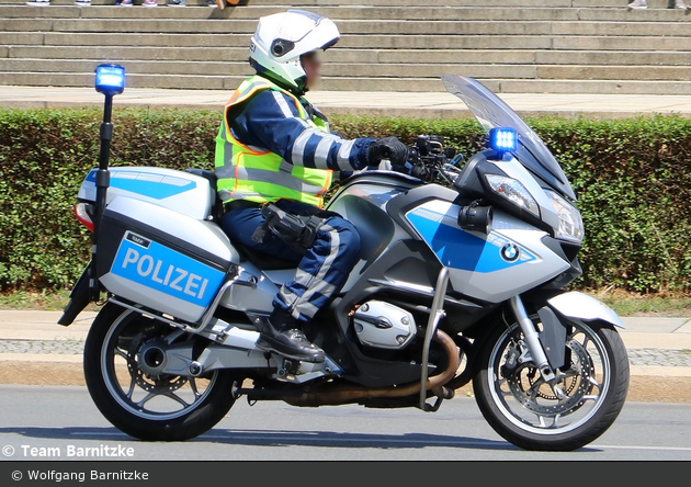 B-3202 - BMW R 900 RT - Krad