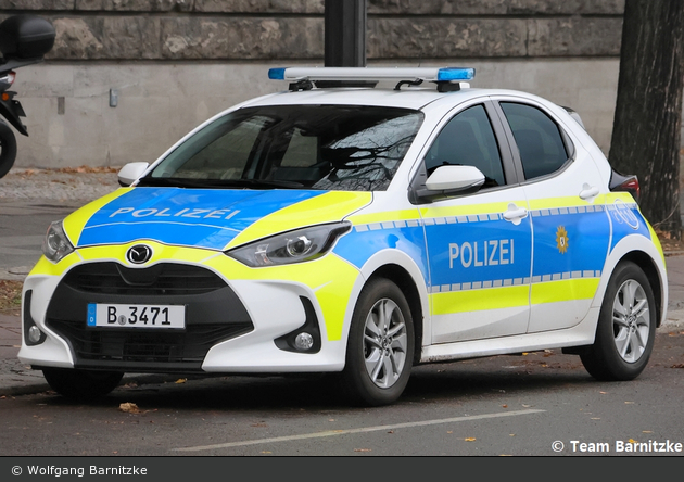 B-3471 - Mazda 2 Hybrid - FuStW