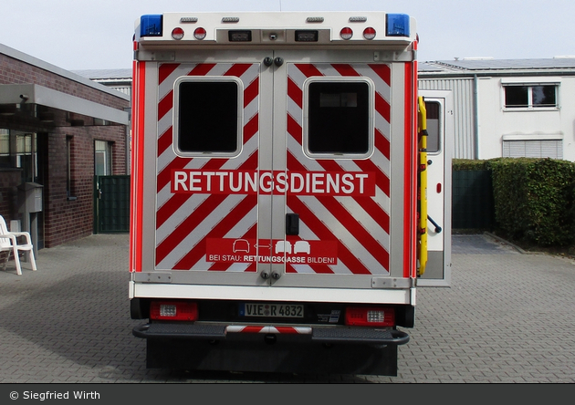 Rettung Nettetal 04 RTW 02