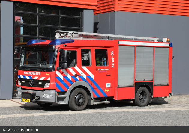 Hoorn - Brandweer - HLF - 10-6832