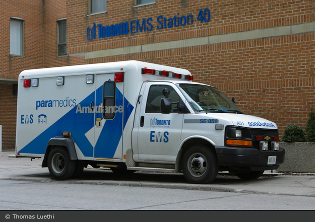 Toronto - EMS - Ambulance SE851