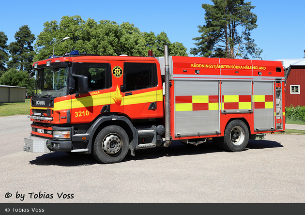Arbrå - Räddningstjänsten Södra Hälsingland - Släck-/Räddningsbil - 2 26-3210