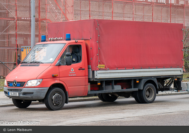 Florian Berlin LKW 2 Ladebordwand B-2812