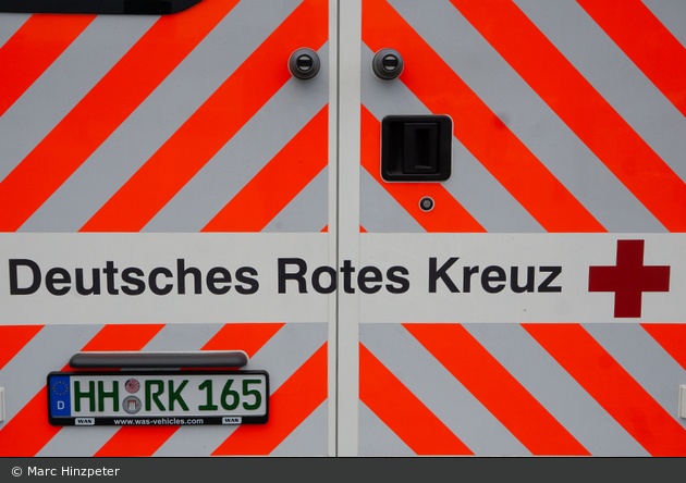 Rotkreuz Hamburg RTW (HH-RK 165)