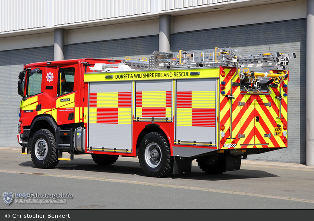 Trowbridge - Dorset & Wiltshire Fire and Rescue Service - WrL/R