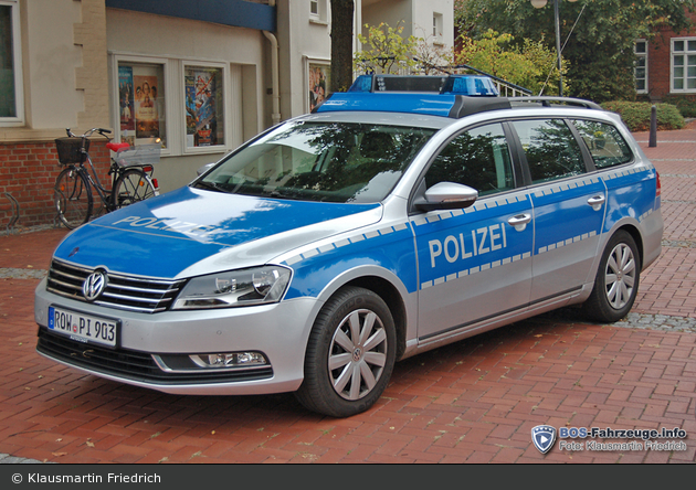 Zeven - VW Passat Variant - FuStW