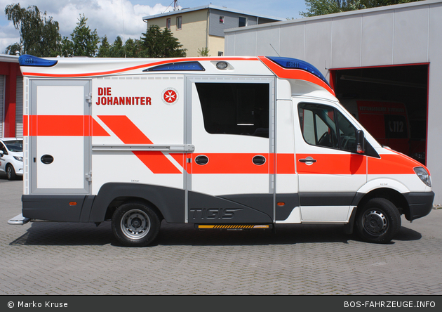 Akkon Dortmund 17/83-02