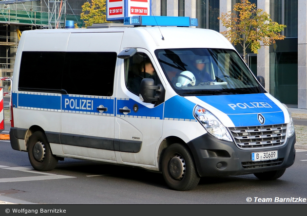 B-30689 - Renault Master - GruKW