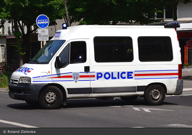 Paris - Police Nationale - GefKw