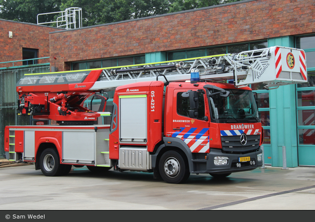 Enschede - Brandweer - DLK - 05-4251