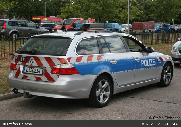 B-30214 - BMW 520d Touring - FuStW BAB