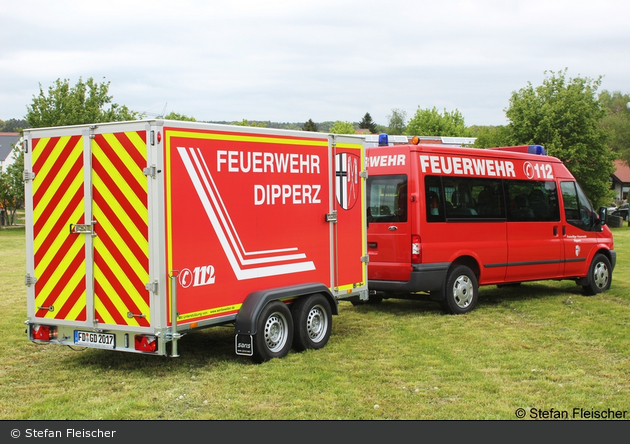 Florian Dipperz 01/Logistikanhänger