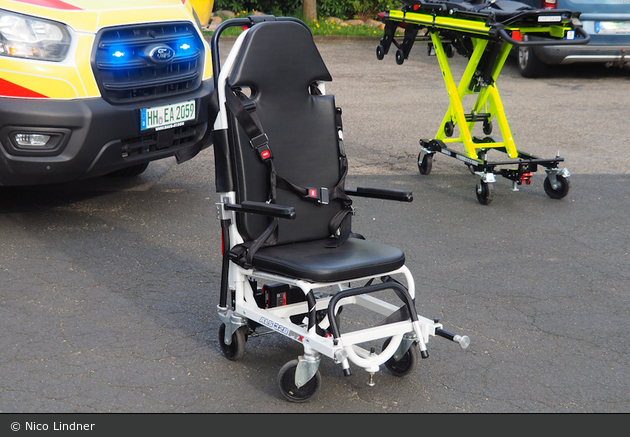 Alster Ambulanz - KTW (HH-EA 2059)