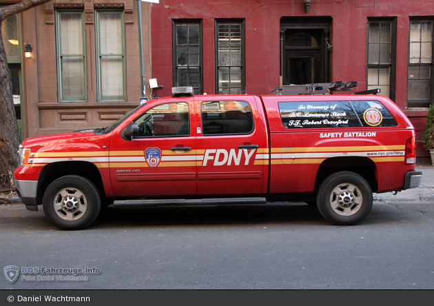 FDNY - Brooklyn - Safety Battalion - ELW