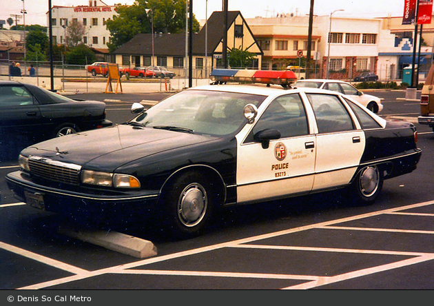 Los Angeles - Los Angeles Police Department - FuStW - 83273 (a.D.)