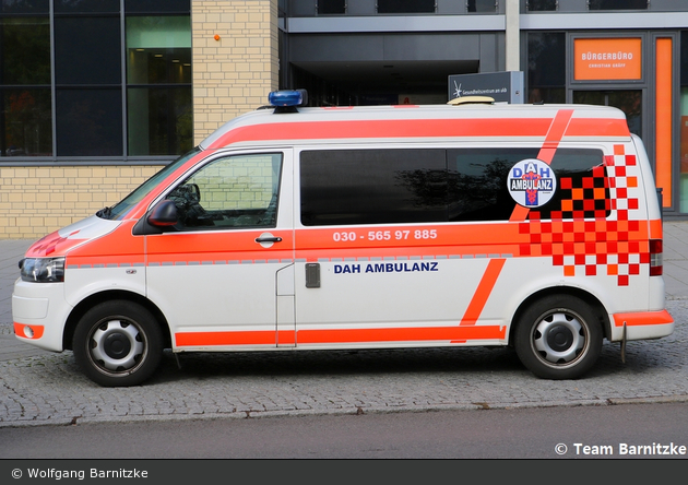 DAH Ambulanz GmbH - KTW (B-AH 425)