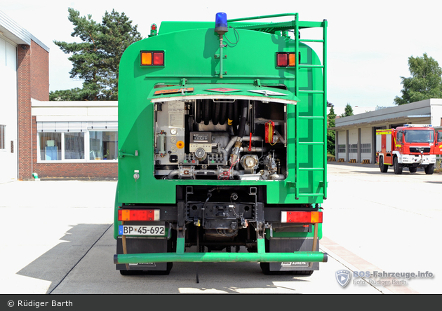 BP45-692 - Iveco EuroTrakker 190 E 30 W - Landebasis-Kraftwagen (a.D.)