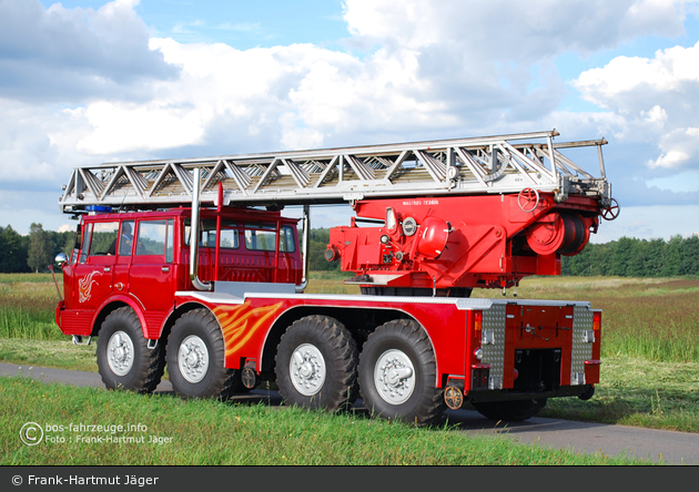 Boblitz - Oldtimersammlung FF - DL 44h Tatra 813