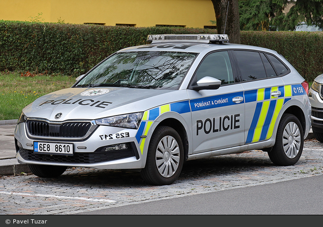 Pardubice - Policie - FuStW - 6E8 8610