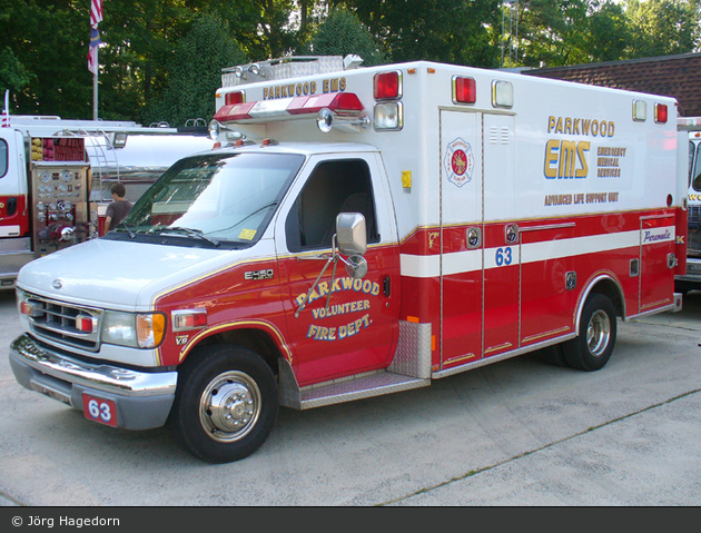 Durham - Parkwood VFD - Medic 63