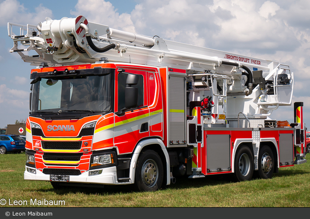 Scania P 440 - Bronto Skylift/THT - TMF