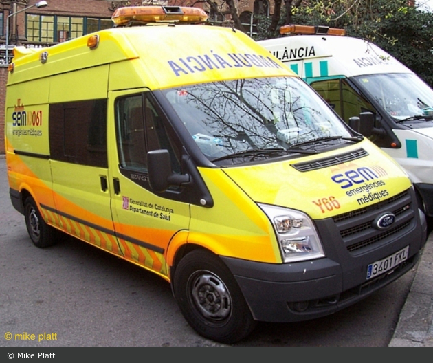 Barcelona - Sistema d'Emergències Mèdiques - RTW - Y66 (alt) (a.D.)