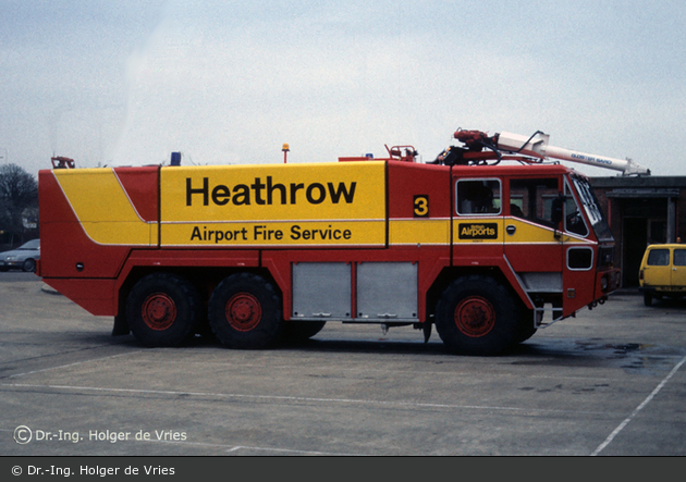 Heathrow - BAA Airport Fire Service - FLF 3 (a.D.)