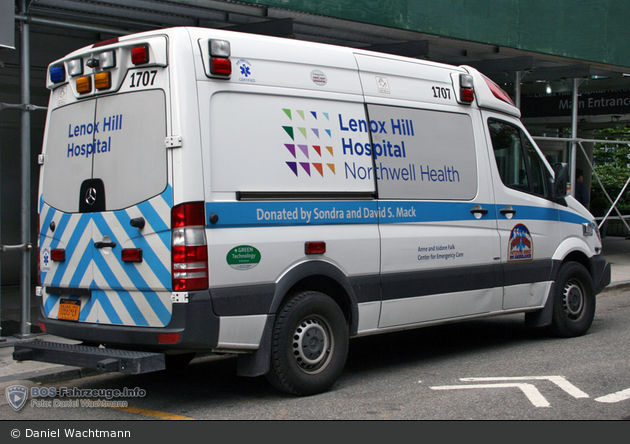 NYC - Manhattan - Lenox Hill Hospital Emergency Medical Service - Ambulance 1707 - RTW
