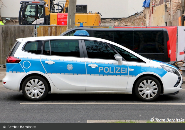 BP16-420 - Opel Zafira Tourer - FuStW