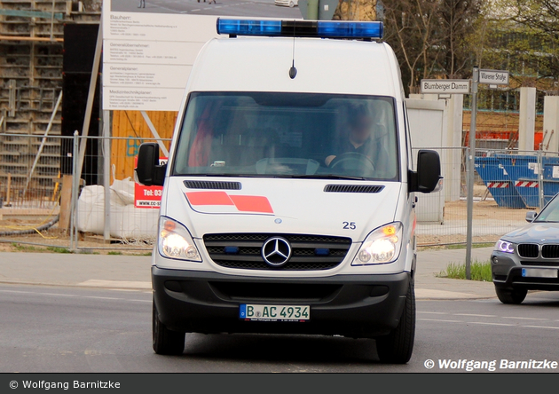Krankentransport AMG - KTW 25 (a.D.)