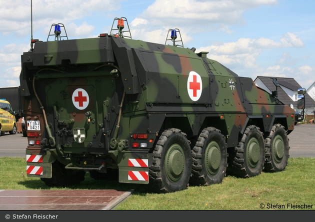 Y-430421 - Feldkirchen - Sanitätsdienst - sgSanKfz Boxer