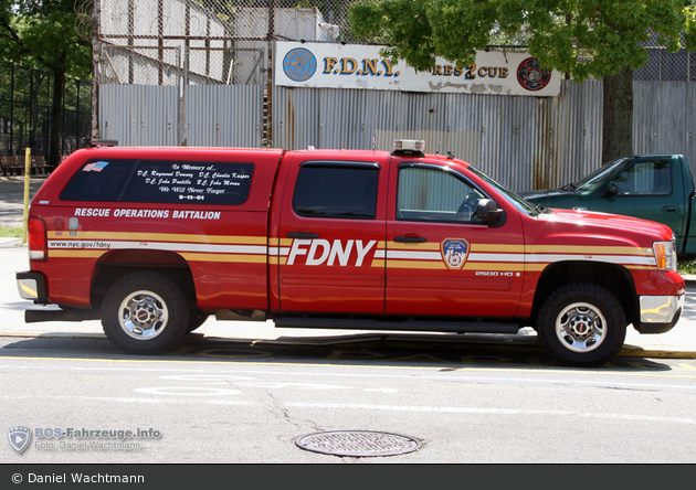 FDNY - Manhattan - Rescue Battalion - ELW