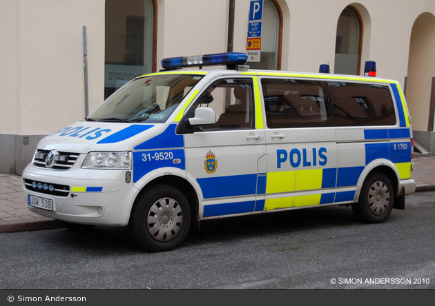 Stockholm - Polis - Radiobil - 1 31-9520