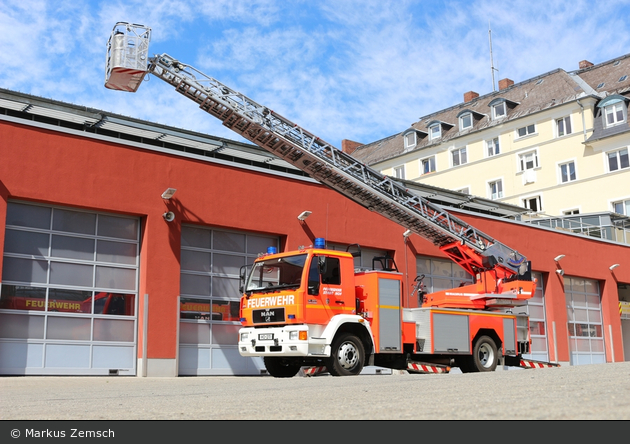 Florian Hof 01/30-02