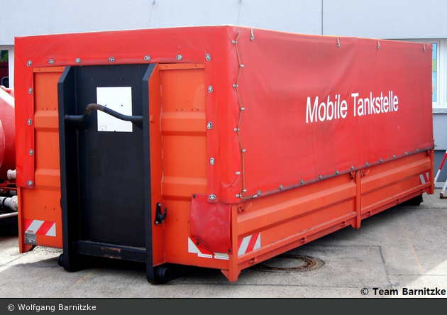 Florian Berlin AB-Mobile Tankstelle