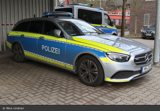 HH-7104 - MB E 220d T-Modell - FuStW