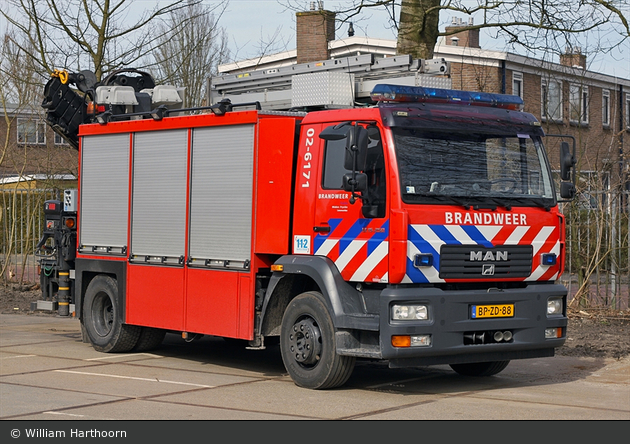 Leeuwarden - Brandweer - RW-Kran - 02-6171 (a.D.)