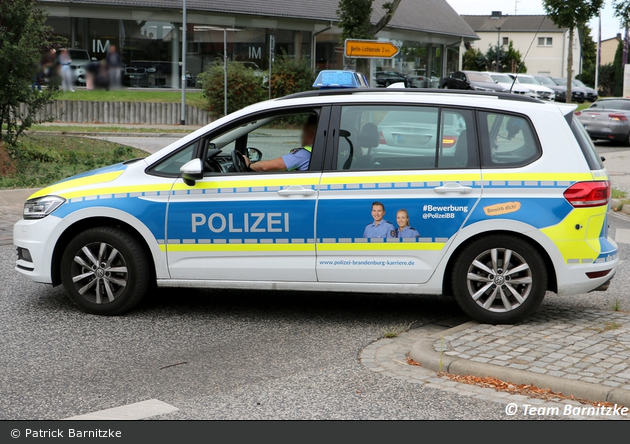 BBL4-3221 - VW Touran - FuStW