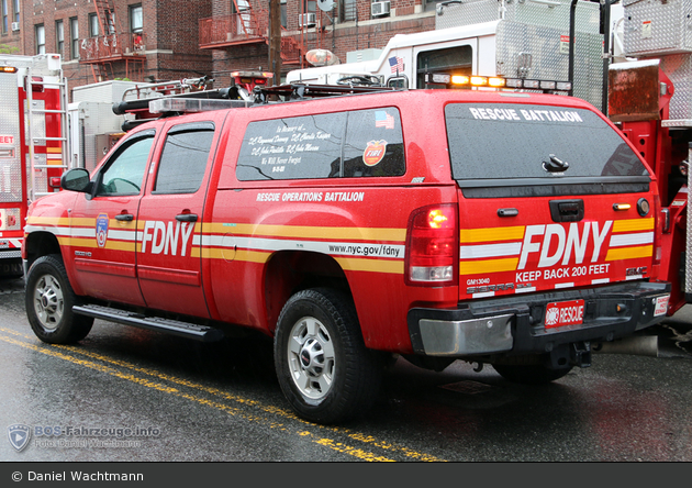 FDNY - Manhattan - Rescue Battalion - ELW