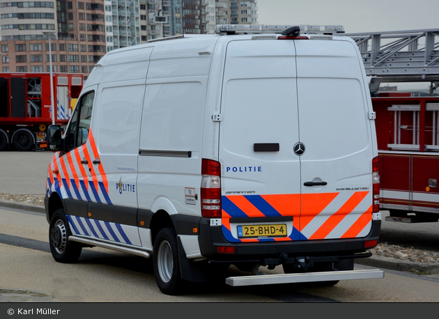 Middelburg - Politie - Team Forensische Opsporing - VuKw