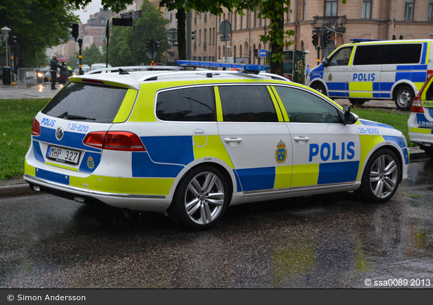 Stockholm-Norrort - Polis - FuStW - 135-8210