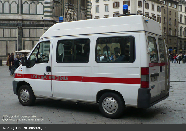 Firenze - Polizia Municipale - leMKw - 010 (a.D.)