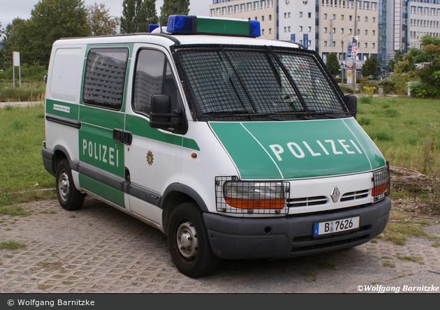 B-7626 - Renault Master - GruKW