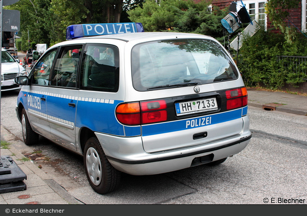 Polizei - VW Sharan - FuStW