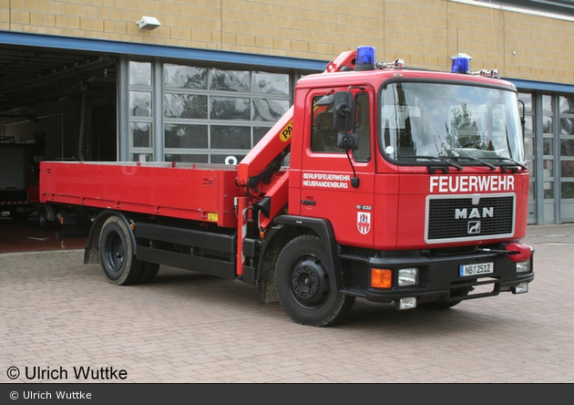 Florian Neubrandenburg 01/66-01