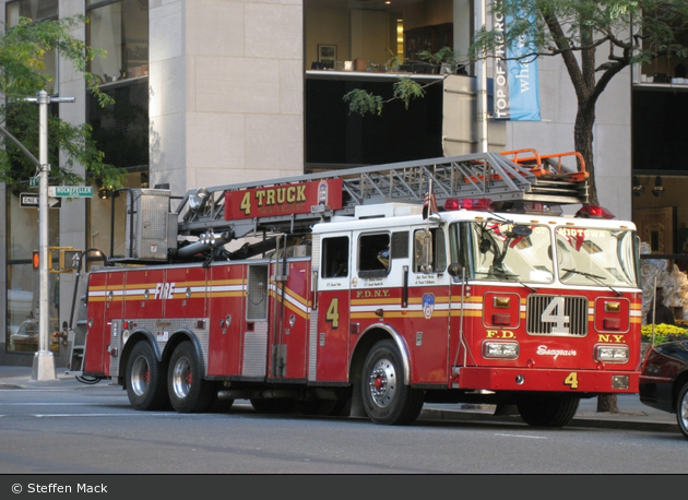 FDNY - Manhattan - Ladder 004 (a.D.)