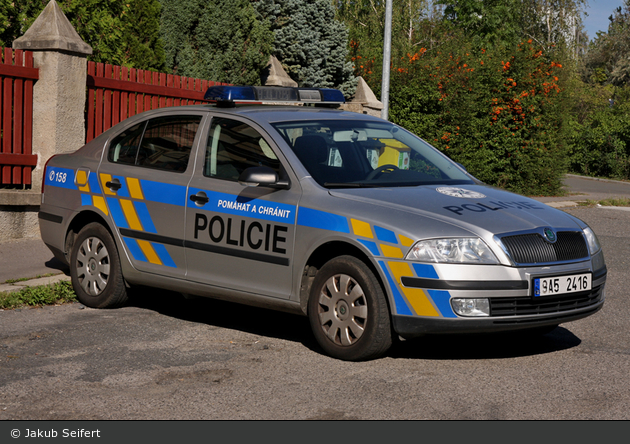 Praha - Policie - 9A5 2416 - FuStW