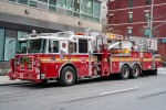 FDNY - Manhatten - Ladder 21 - TM